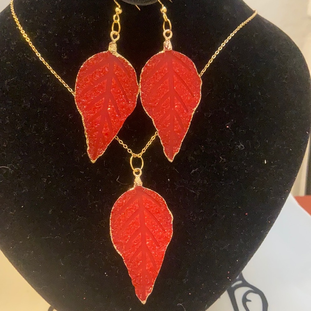 Set with earrings